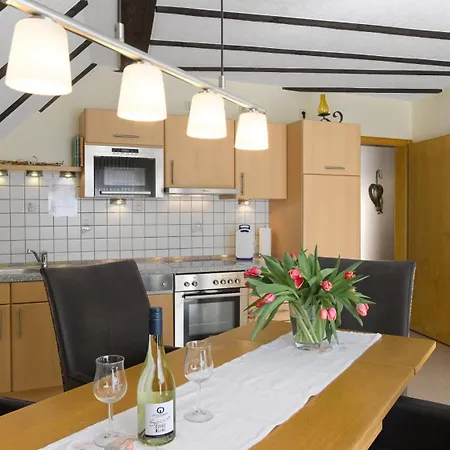 Im Weingut Otto Goergen *